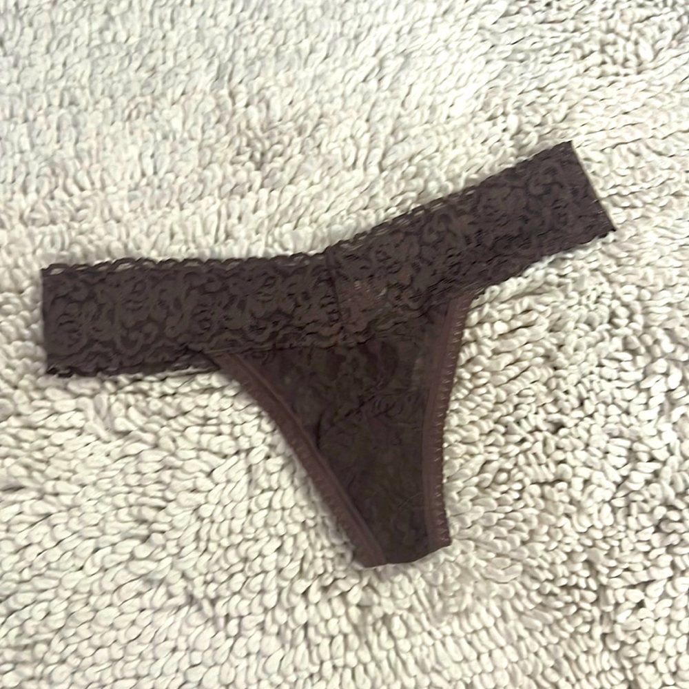 5 pairs of lace panties